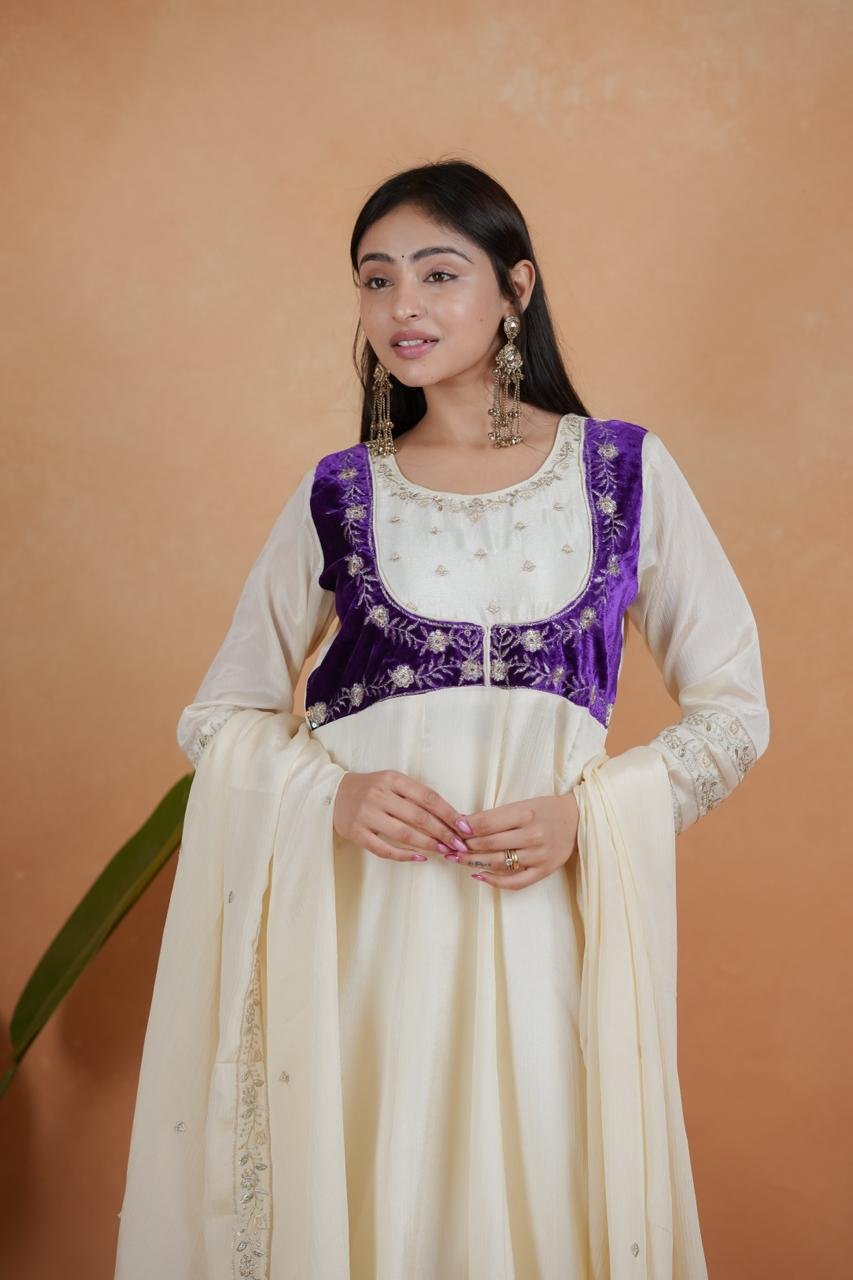 Exquisite Royal White & Purple Chinon Embroidery Suit Set - Image 6
